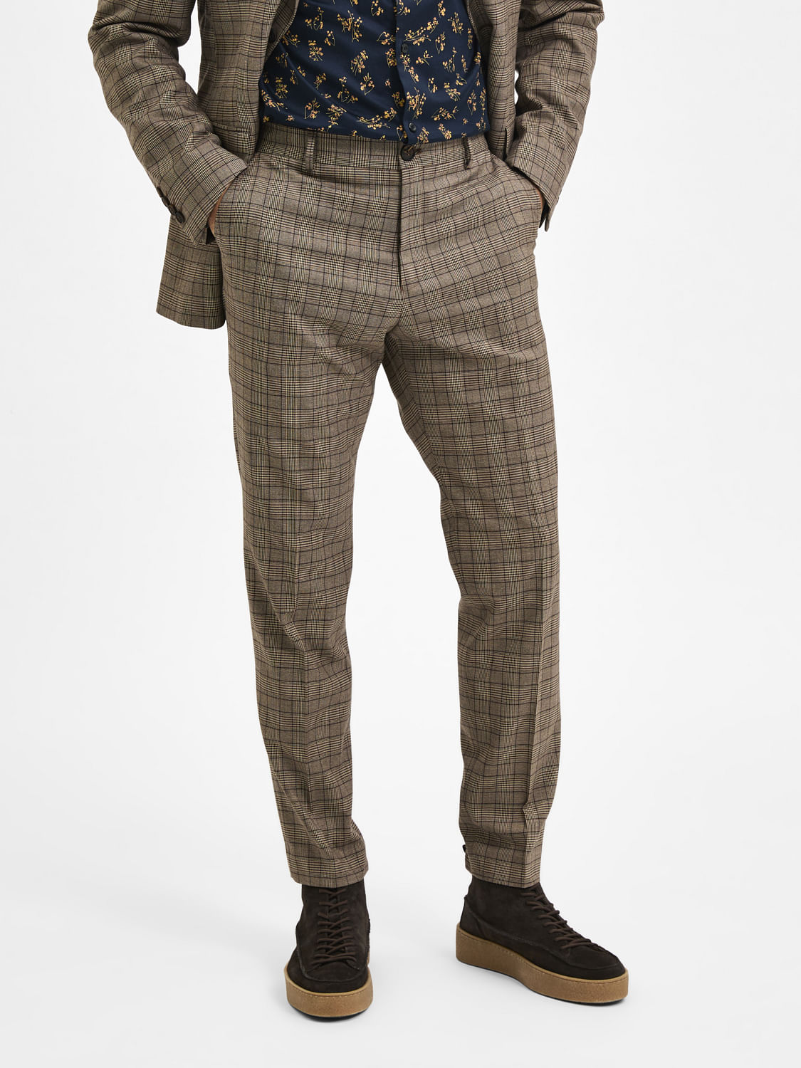 Men Checked Linen Formal Trousers in Chennai at best price by Win India  Exports - Justdial